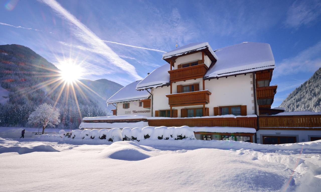 Hotel Messnerwirt Anterselva di Mezzo Exterior photo